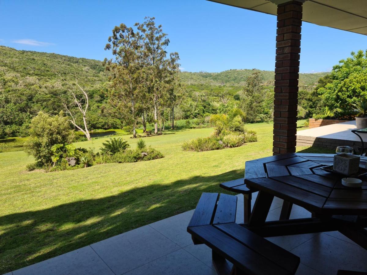 Mackenzies Accommodation East London Esterno foto