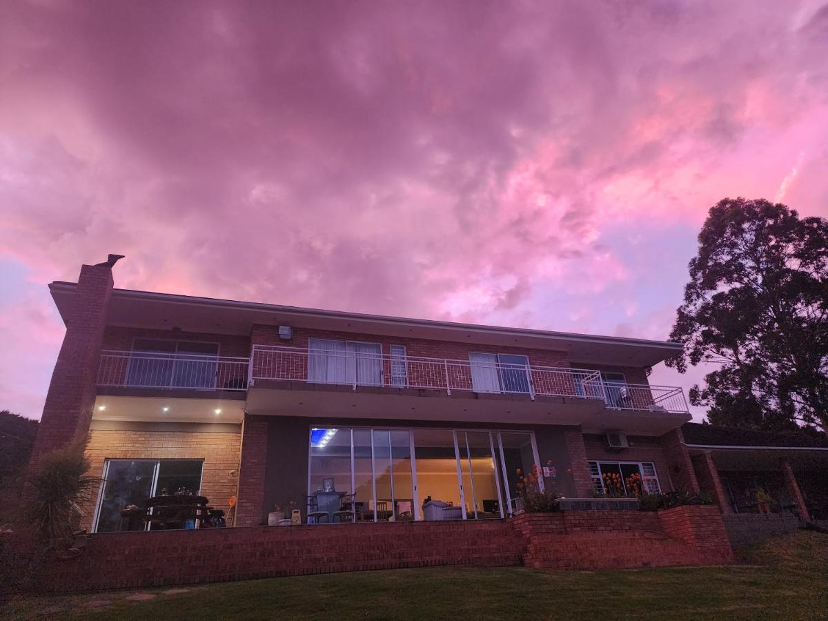 Mackenzies Accommodation East London Esterno foto