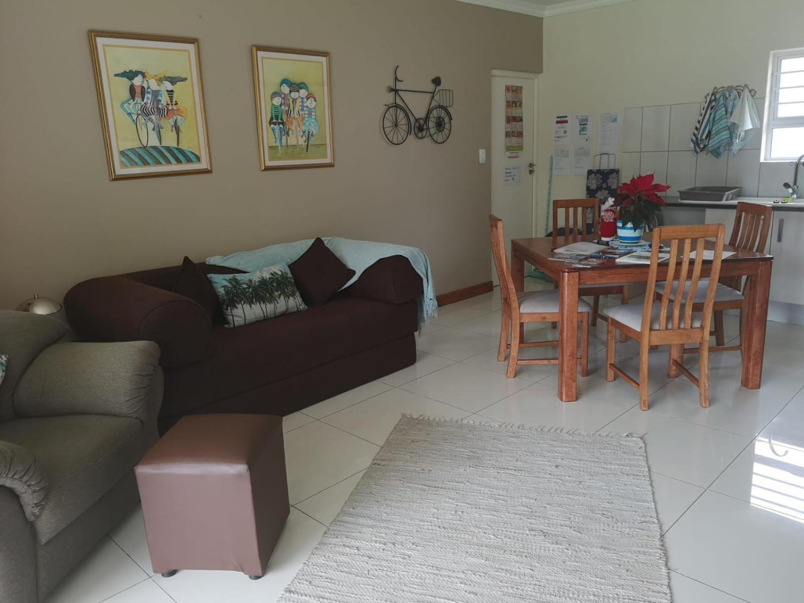Mackenzies Accommodation East London Esterno foto